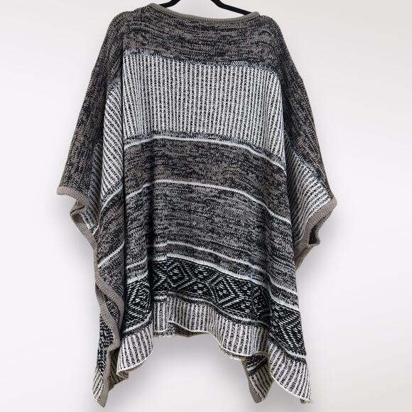 GAP One Size Poncho Wool Boho Gray Warm Knit Lagenlook Chunky Stripe Winter Fall - Picture 3 of 7
